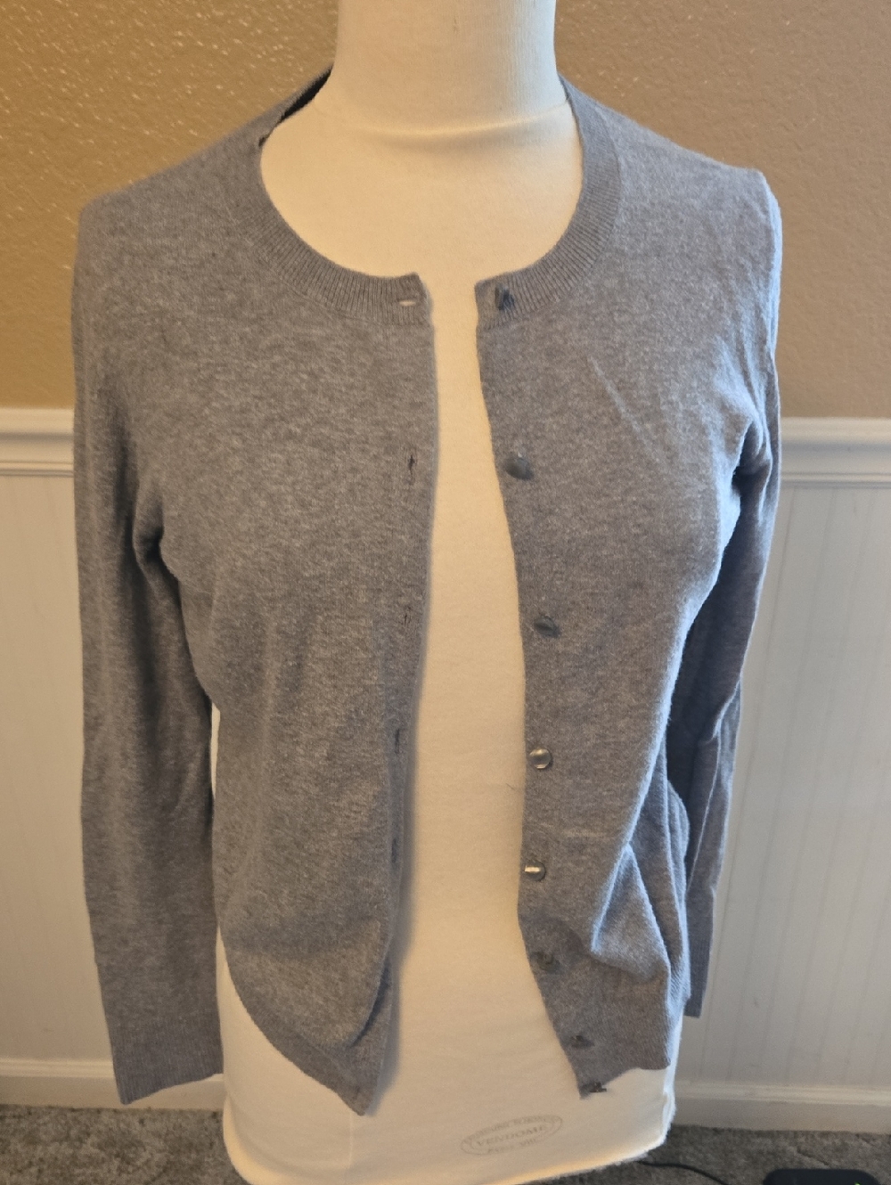 Merona Light Gray Women's Button-Front Crewneck Cardigan